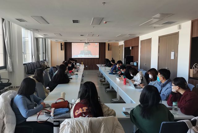 jdb电子游戏官方网站观看十九届六中全会新闻发布会-良乡学生会场_副本.jpg